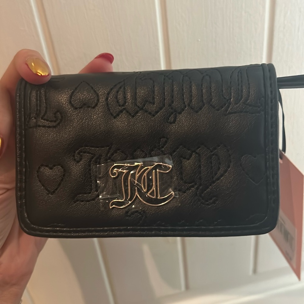 NWT- Juicy Couture wallet (black)